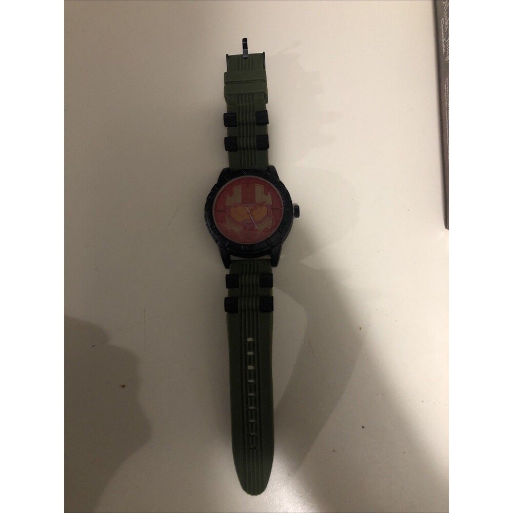 Halo 5 Guardians Men’s Large Face Watch - Accutime Watch Corp.Pre-Owned Green